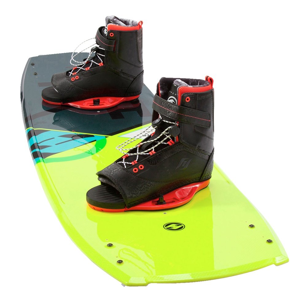 Hyperlite Baseline 141 Wakeboard Package with 1014 Focus Boot (Men's